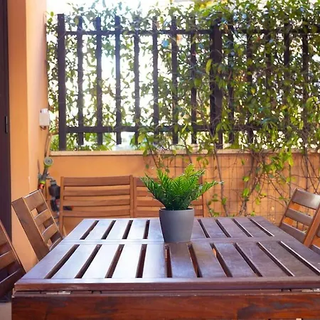 Apartment Romeo Garden By In